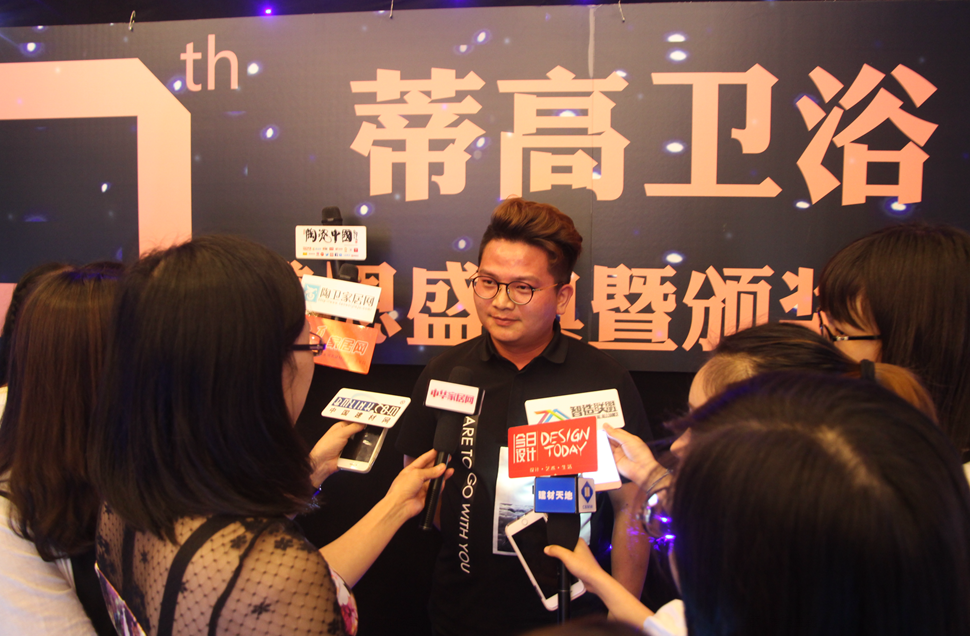 昆明蒂高卫浴黄小滨：十年相随，忠诚无悔