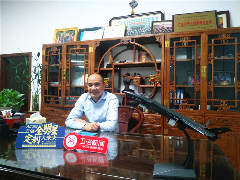 P81027-104926_副本.jpg